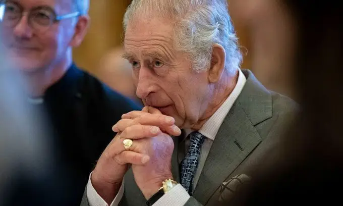 சார்ல்ஸ் மன்னர் திடீரென மருத்துவமனையில் அனுமதி